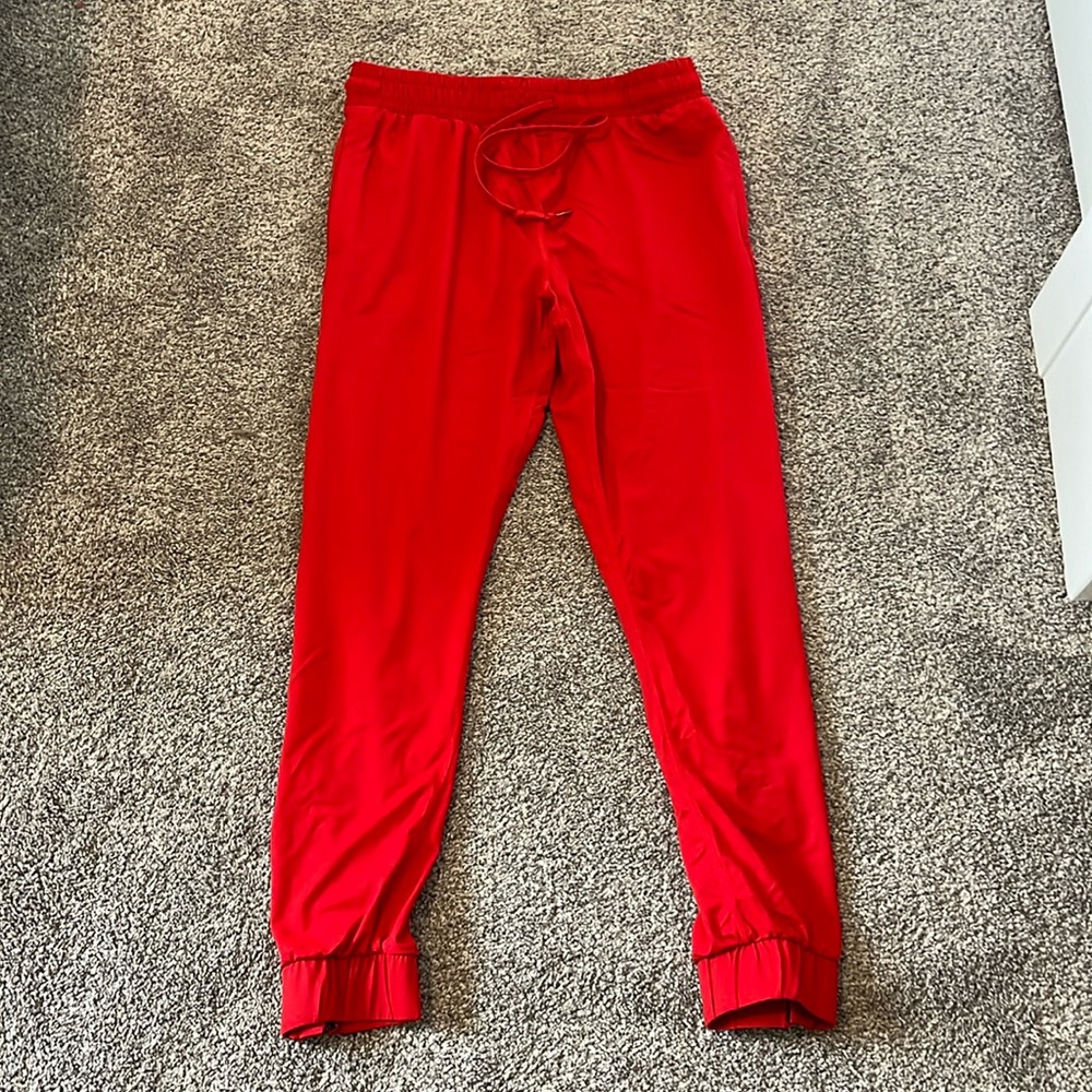 Women’s Zyia Red Peak Zipper Jogger pant Size XS